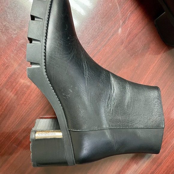 Coach women’s bootie size 9 black leather - Picture 1 of 10